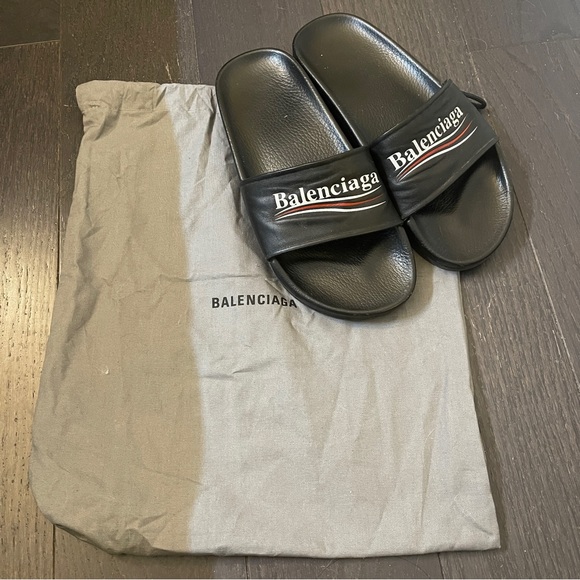 Authentic Balenciaga SLIDES WITH EMBOSSED LOGO leather printed size 39 - Picture 1 of 6